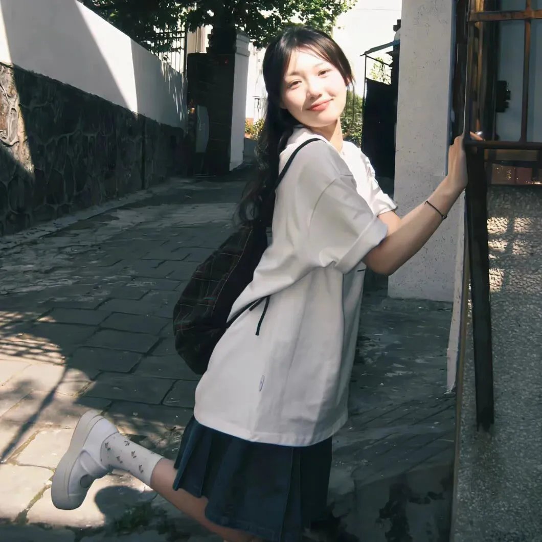 寒涛俪影